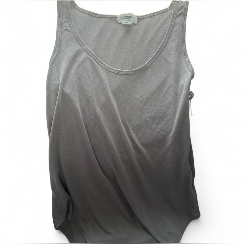 Old Navy Womens Gray Tank Top Sleeveless Size S Brand New Never Worn